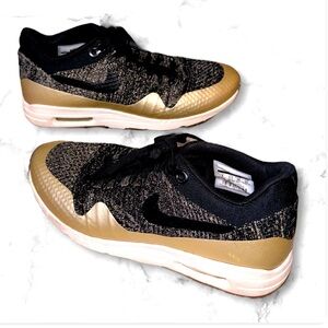 NIKE Air Max 1 Ultra Flyknit metallic Airforce women’s black sneakers size 8